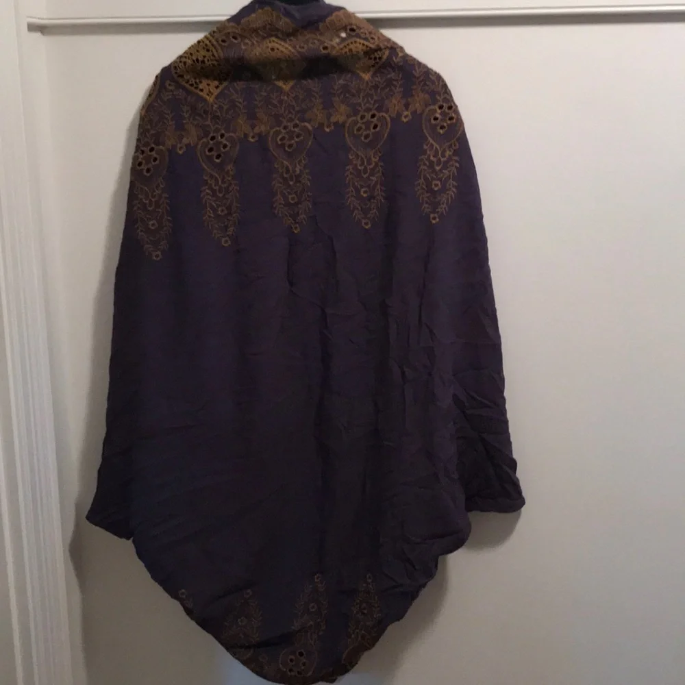 NWT Free People Catania  Embroidered Kimon…